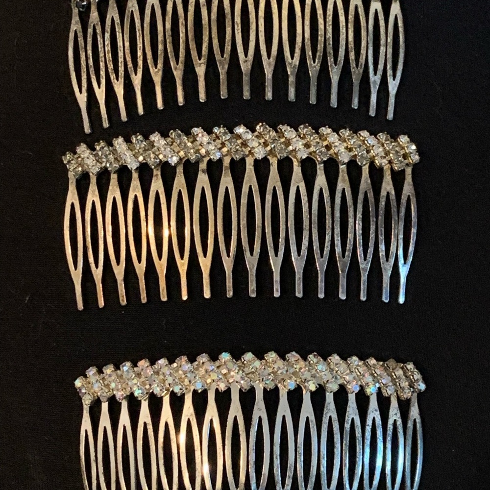 Elegant Silver Hair Combs with Rhinestones